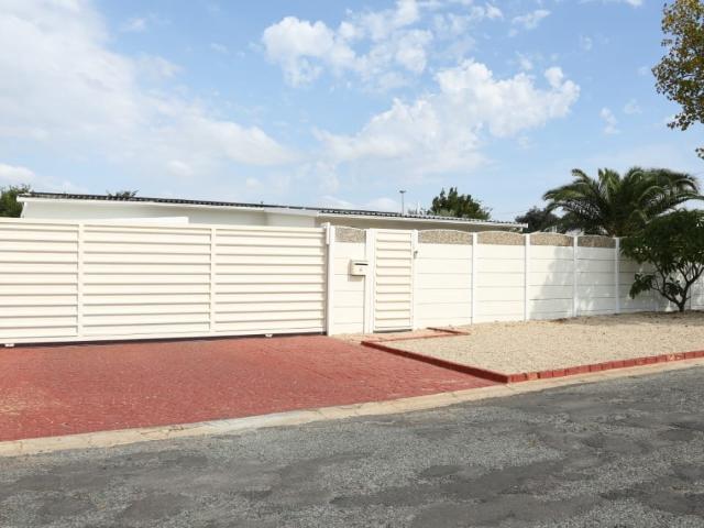 House for sale in Panorama, Western Cape