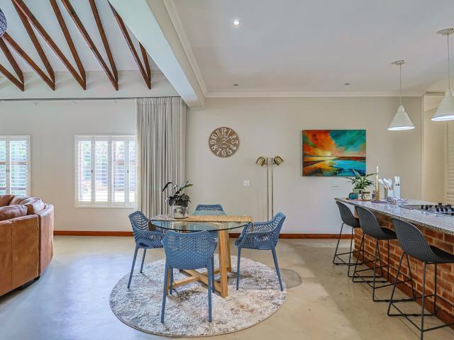 House for sale in Hartbeespoort Dam Nature Reserve, North West