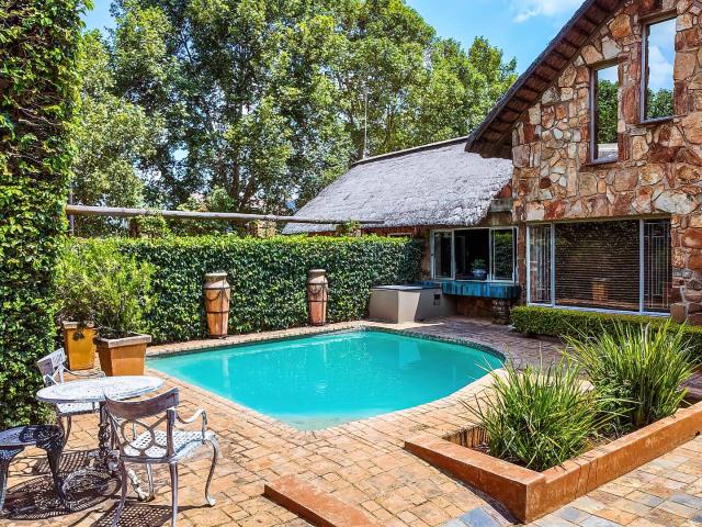 House for sale in Hartbeespoort Dam Nature Reserve, North West