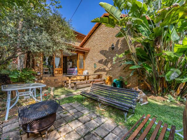 House for sale in Waterkloof, Gauteng