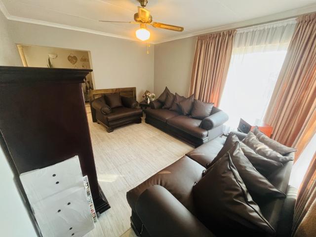 House for sale in Meyersdal, Ekurhuleni