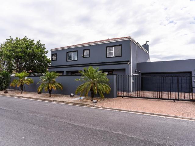 House for sale in Milnerton, Western Cape