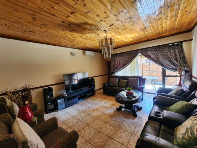 House for sale in Frances Baard, Northern Cape