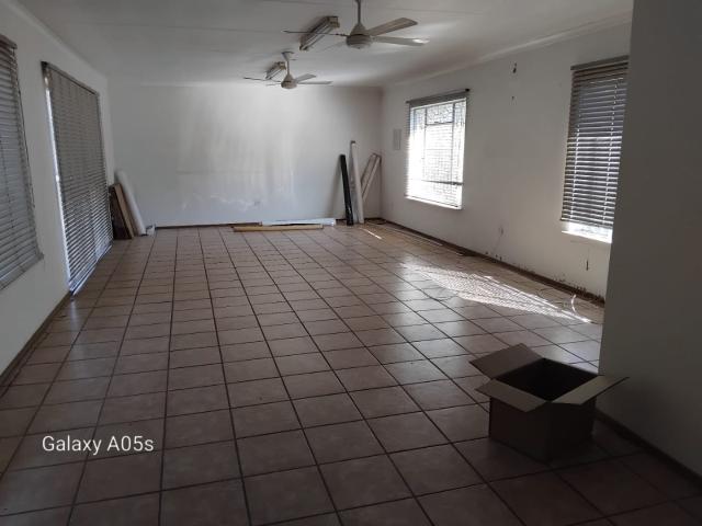 House for sale in Vosloorus, Gauteng