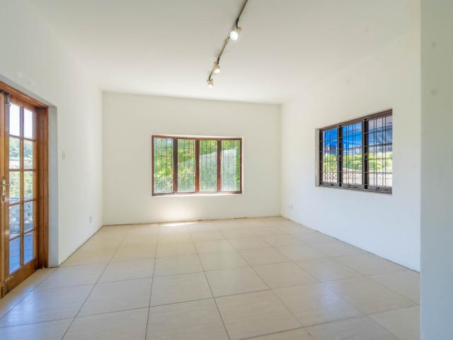 House for sale in Morningside, Seaview