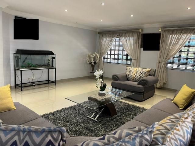 House for sale in Mount Edgecombe, Kwazulu-natal