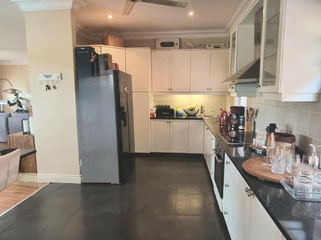 House for sale in Mount Edgecombe, Kwazulu-natal