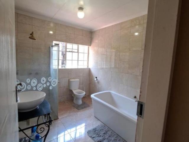 House for sale in Vosloorus, Gauteng