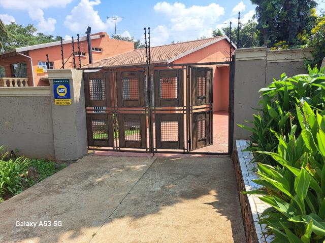 House for sale in Vosloorus, Gauteng