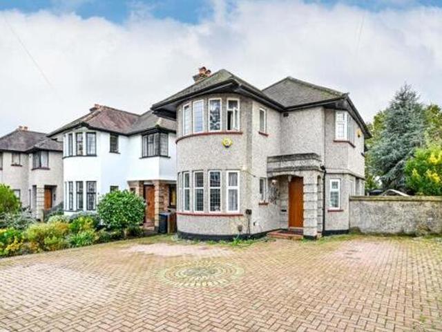 House for sale in New Malden, Greater London