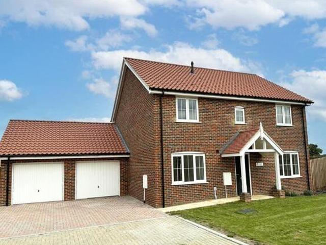 House for sale in Mulbarton, Norwich
