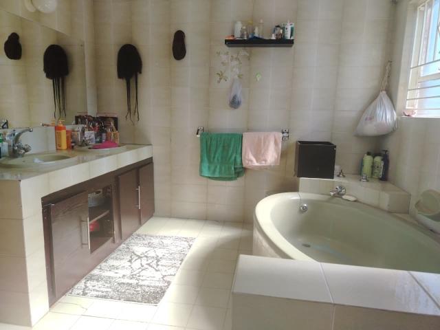 House for sale in Oakdene, Vosloorus