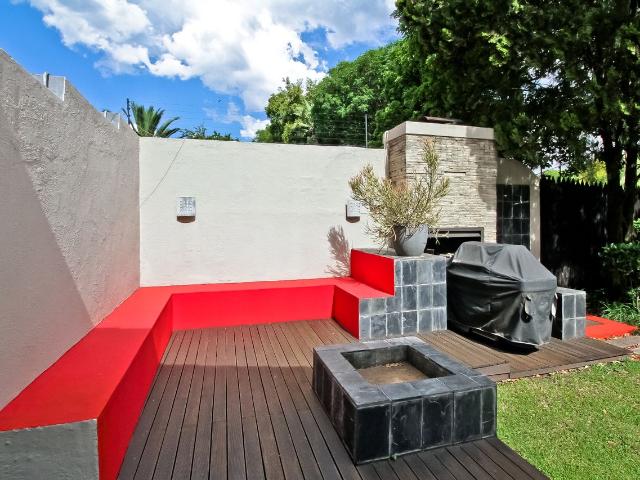 House for sale in Orchards