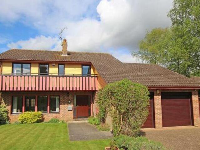 House for sale in Hampton Green, Cambridgeshire