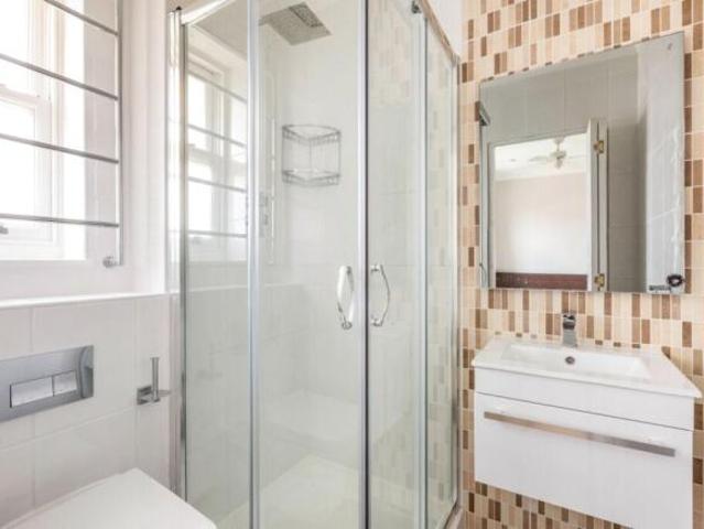 House for sale in Fulham, Greater London