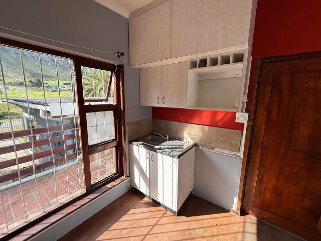 House for sale in Baardskeerdersbos, Western Cape
