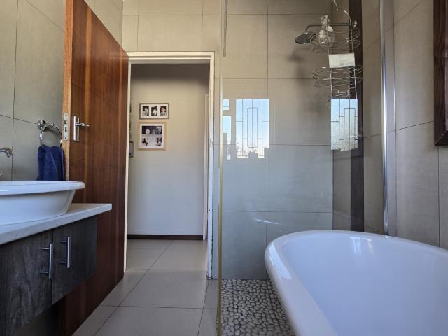 House for sale in Parow, Western Cape