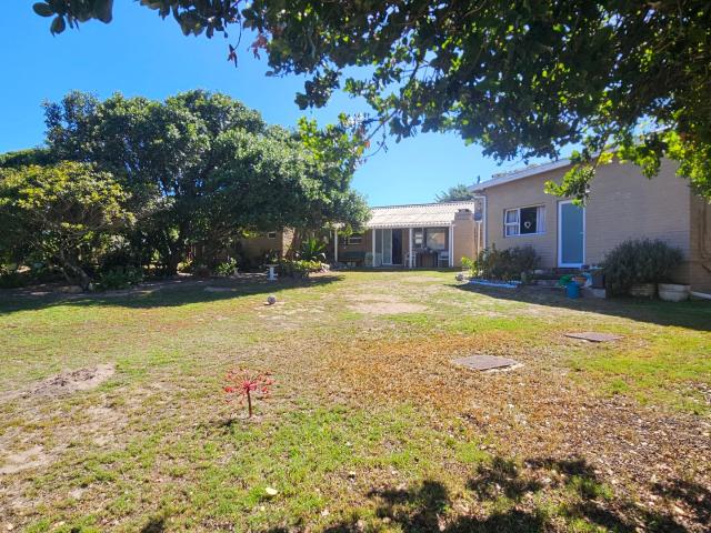 House for sale in Baardskeerdersbos, Western Cape