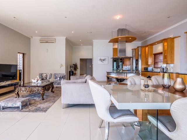 House for sale in Hartbeespoort Dam Nature Reserve, North West