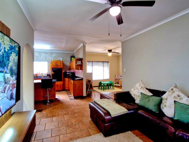 House for sale in Waterkloof, Gauteng