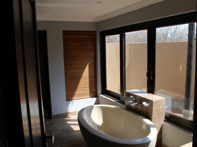 House for sale in Ledig, North West