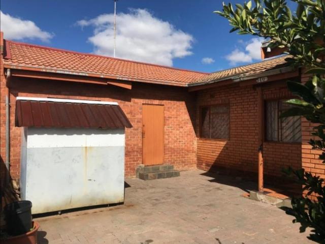 House for sale in Pimville, Soweto