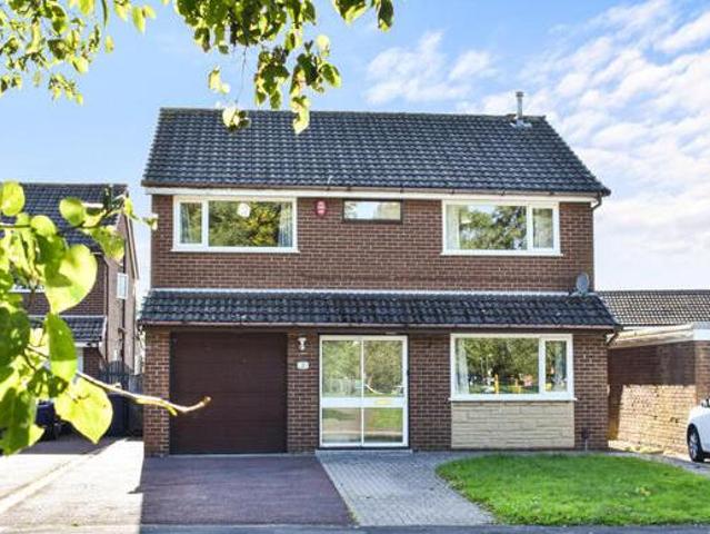 House for sale in Higher Bartle, Lancashire