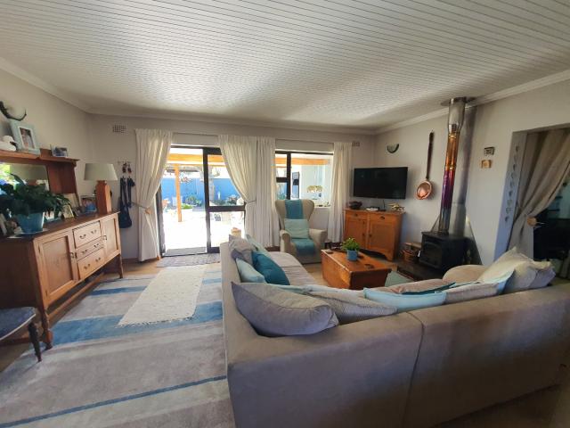 House for sale in Baardskeerdersbos, Western Cape