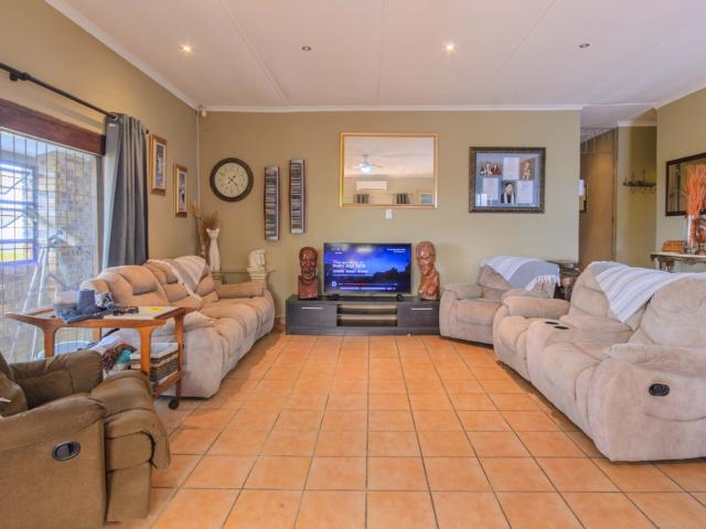 House for sale in Ugu District Municipality, Kwazulu-natal