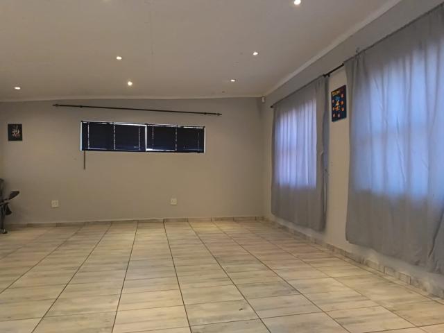 House for sale in Mohlakeng, Gauteng