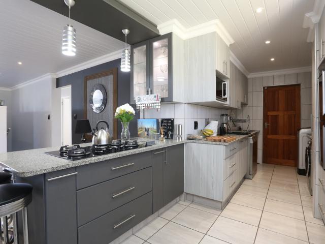 House for sale in Groot Brak Rivier, Western Cape