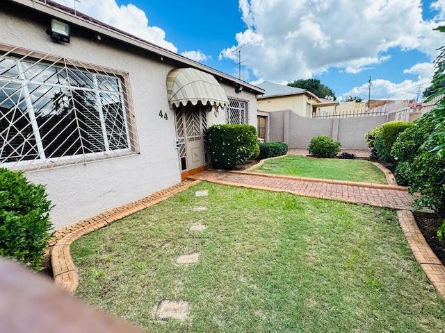 House for sale in Vosloorus, Gauteng