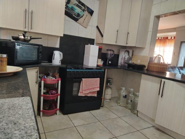 House for sale in Lesedi Local Municipality, Gauteng