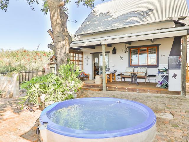 House for sale in West Coast, Riebeeck Valley