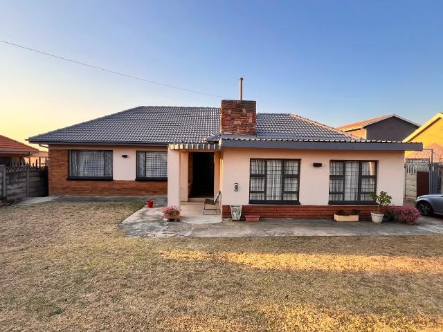 House for sale in Vosloorus, Gauteng