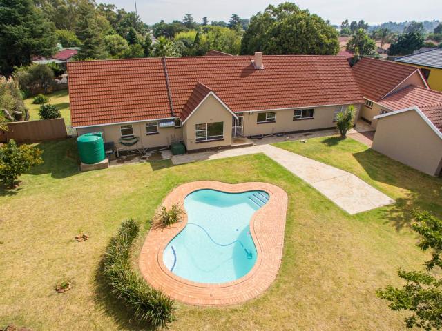 House for sale in Mohlakeng, Gauteng
