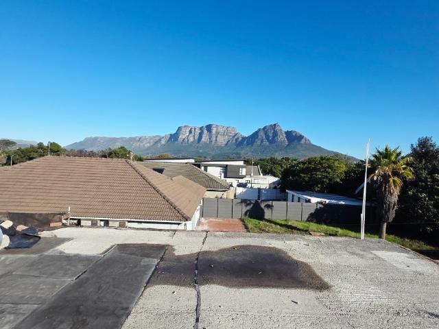House for sale in Cape Town, Western Cape