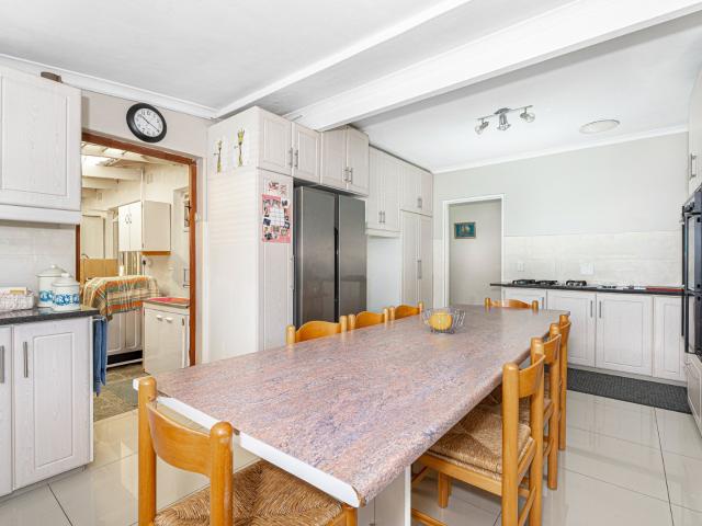 House for sale in Cape Town, Western Cape