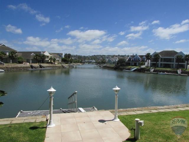 House for sale in Bushmans River Mouth, Eastern Cape