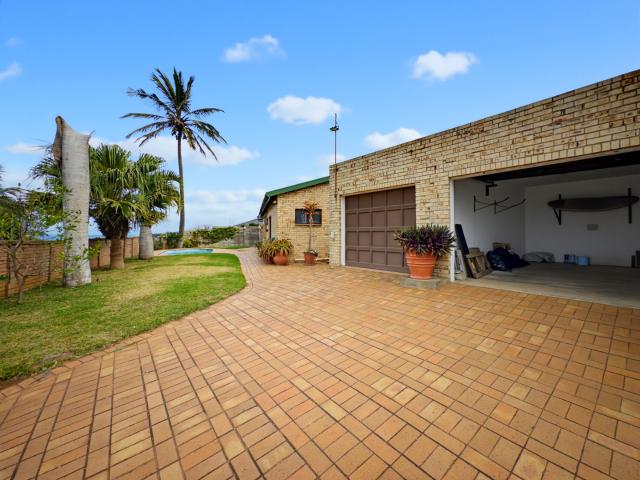 House for sale in Princess Grant, Kwazulu-natal
