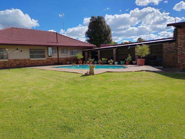 House for sale in Oranjeville, Free State