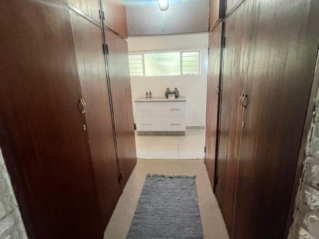 House for sale in Hartbeespoort Dam Nature Reserve, North West