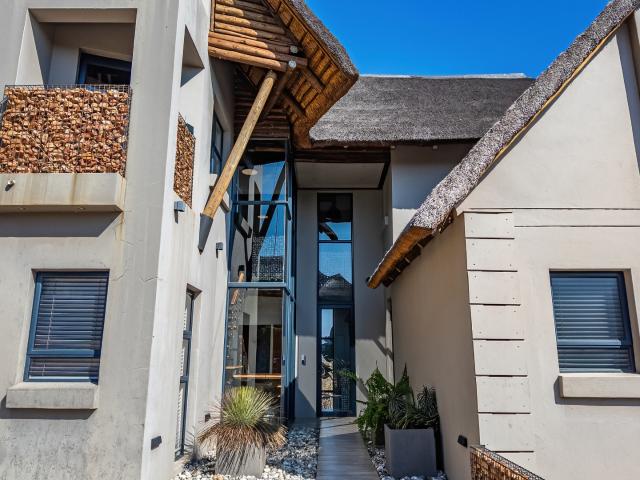 House for sale in Hartbeespoort Dam Nature Reserve, North West