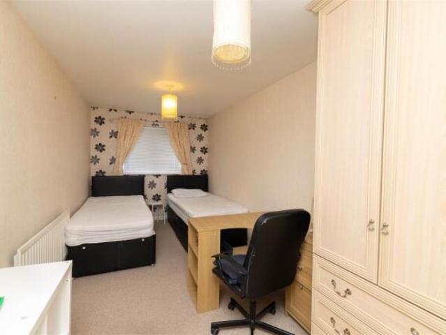 House for sale in Kingston Park, Newcastle upon Tyne