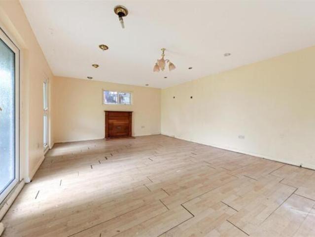 House for sale in Chingford, Greater London