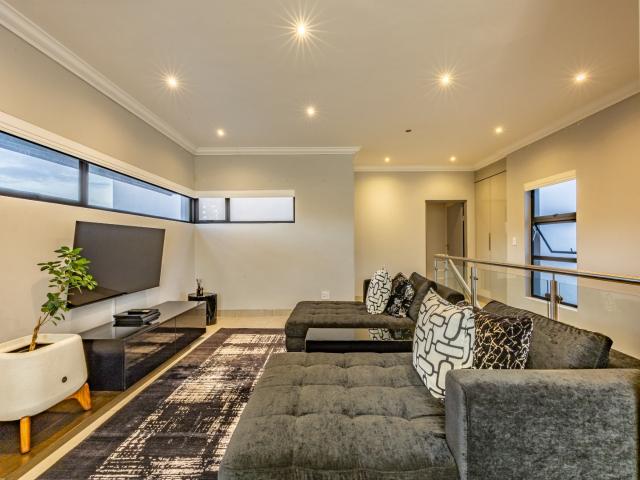House for sale in Waterkloof, Gauteng