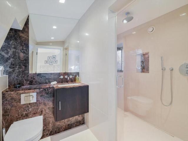 House for sale in Hampstead, Greater London