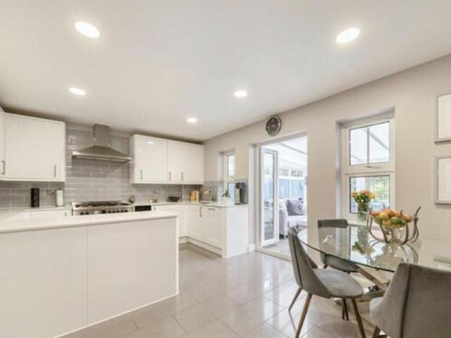 House for sale in Barton Stacey, Hampshire