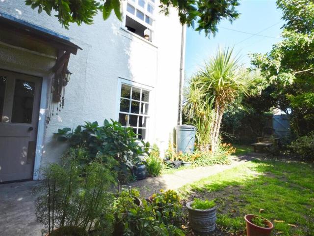 House for sale in Folkestone, Kent