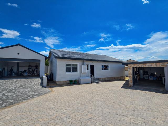 House for sale in Groot Brak Rivier, Western Cape